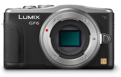 Panasonic Lumix GF6 s Wi-Fi a otočným displejem