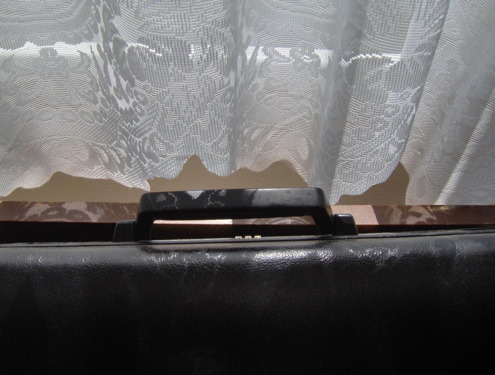 HP Photosmart M517 - projasněný pohled