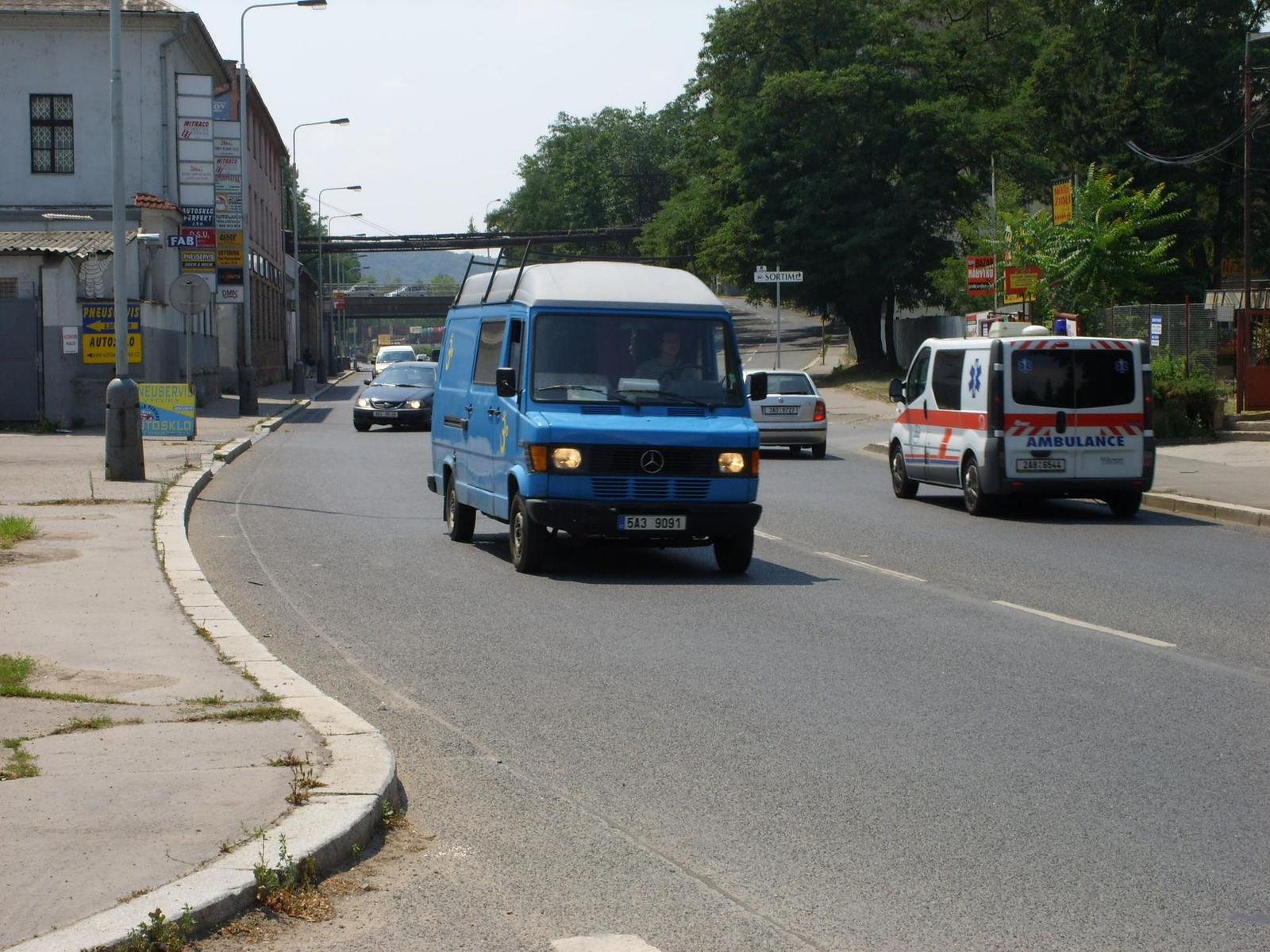 Retro krasavec Samsung Digimax L85