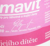 Stabilizovaný osmimegapixelový kapesní krasavec