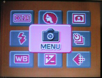 DiMAGE X21: decentní upgrade "lidové" dvacítky