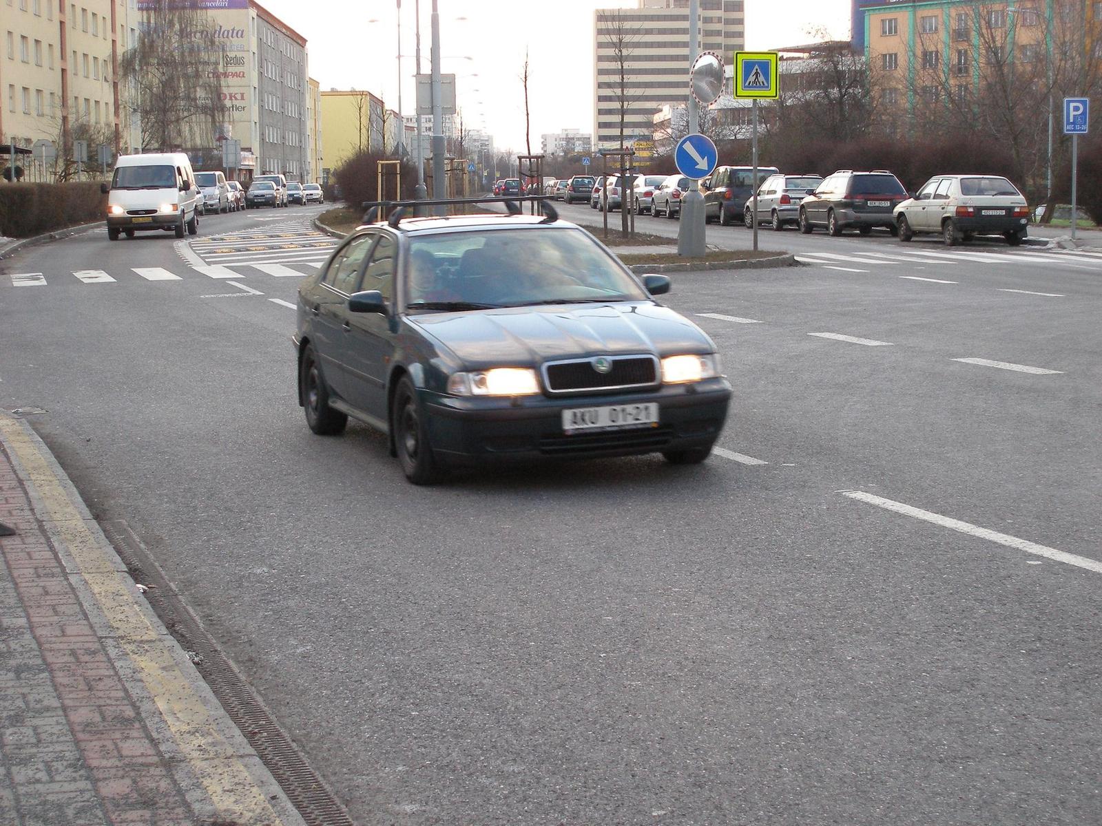 SP-350: Malý osmimegový černoušek