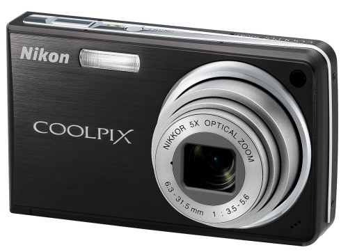 Šestice kompaktních Nikonů se představuje