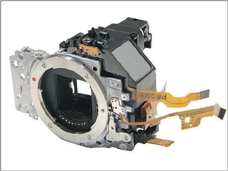 Panasonic Lumix DMC-L1: Nekonvenční solitér