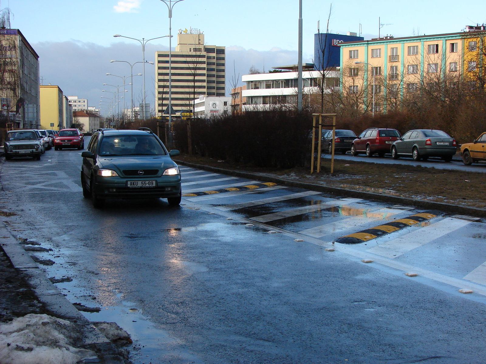 Cyber-shot DSC-H2: Citlivý ultrazoom v praxi