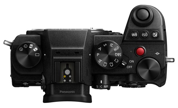 Panasonic uvedl Lumix S5: kompaktnější full frame se 4K/60p