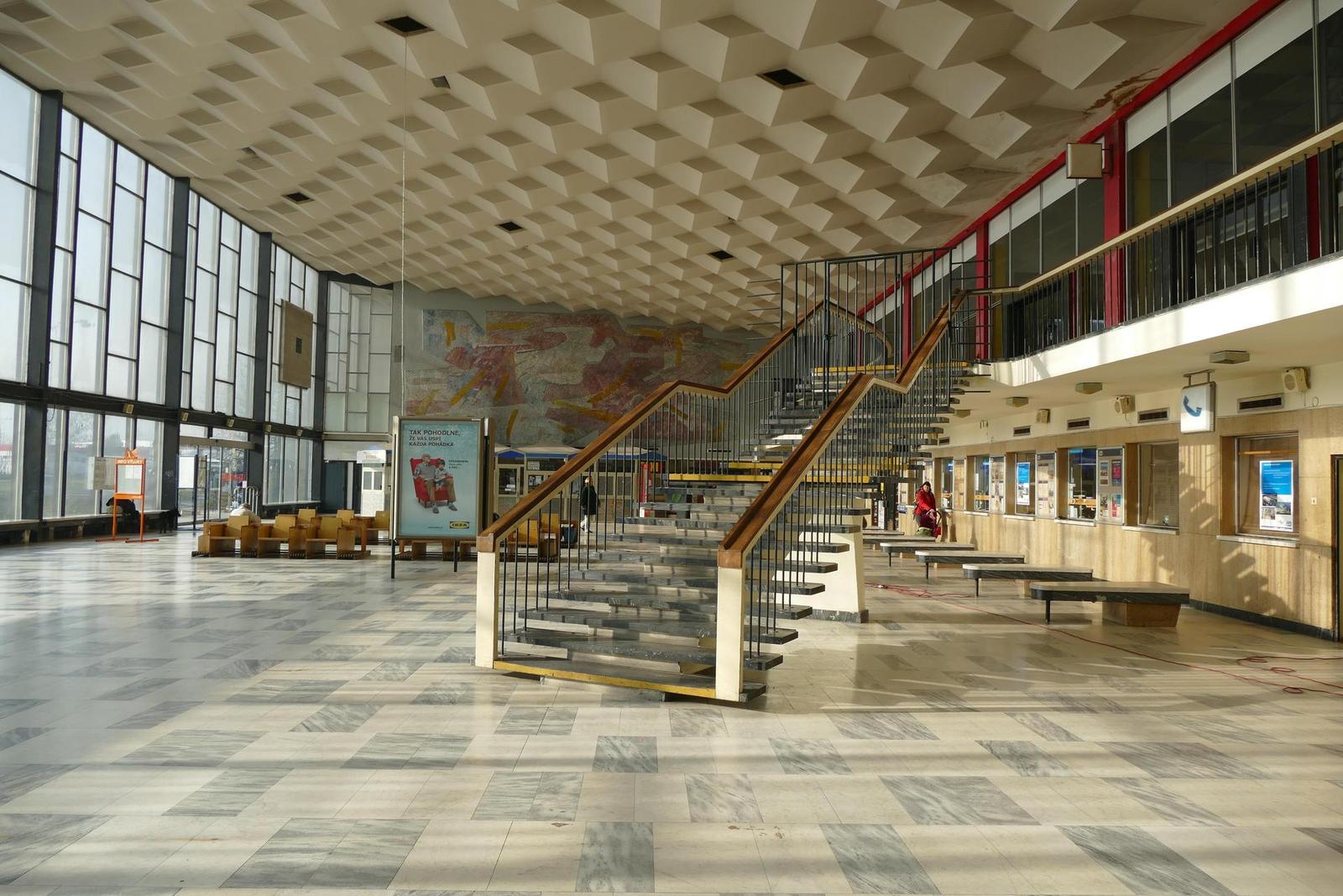 Panasonic Lumix FZ1000: legenda je zpátky