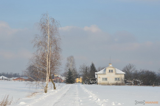 Nikon D3200: poněkud okatý low-end