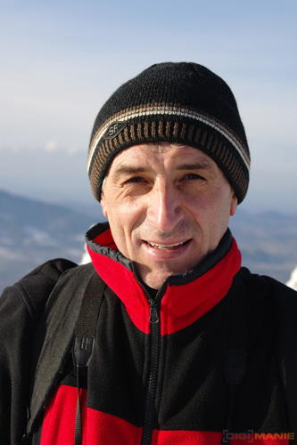 Samsung NX100: "zrcadlovka" do kapsy