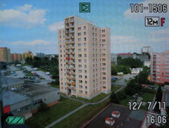 Casio EXILIM ZR100: kapesní formule