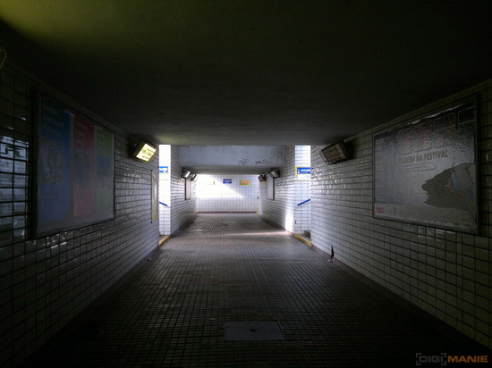 Fotíme mobilem: S bleskem za světlem