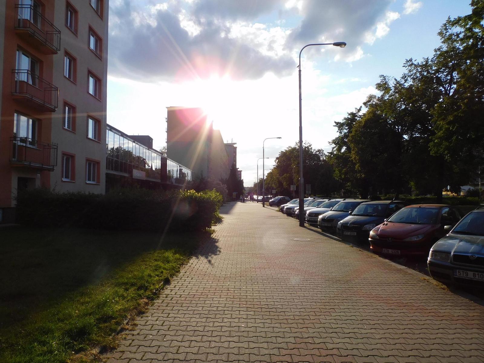 Nikon Coolpix B600: kamarád do přírody