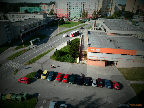 Samsung WB210: dotkněte se 21 milimetrů!