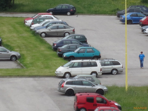 Canon IXUS 220 HS: multifunkční Karkulka