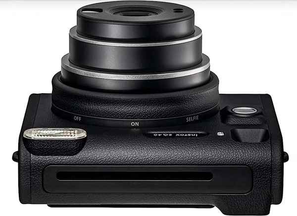 Fujifilm instax SQ40: instantní fotoaparát pro čtvercový formát 62×62 mm