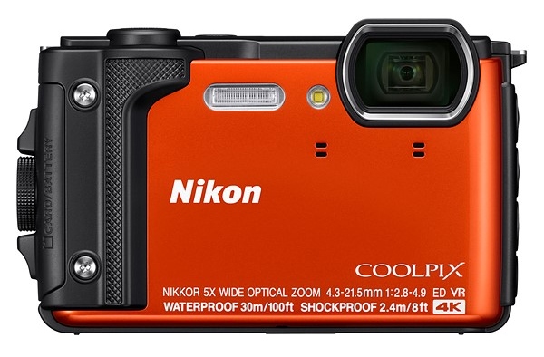 Nikon Coolpix W300 nabídne 4K video a nadprůměrnou odolnost