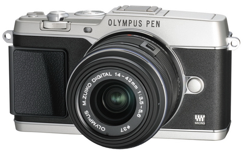 Olympus a Tamron mají po dvou cenách EISA 2013-2014