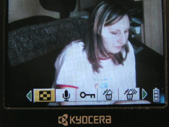 Kyocera SL300R: tenký elegán s rychlým procesorem