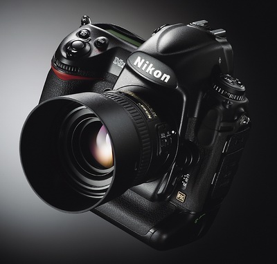Nikon uvedl novou profesionální zrcadlovku D3X