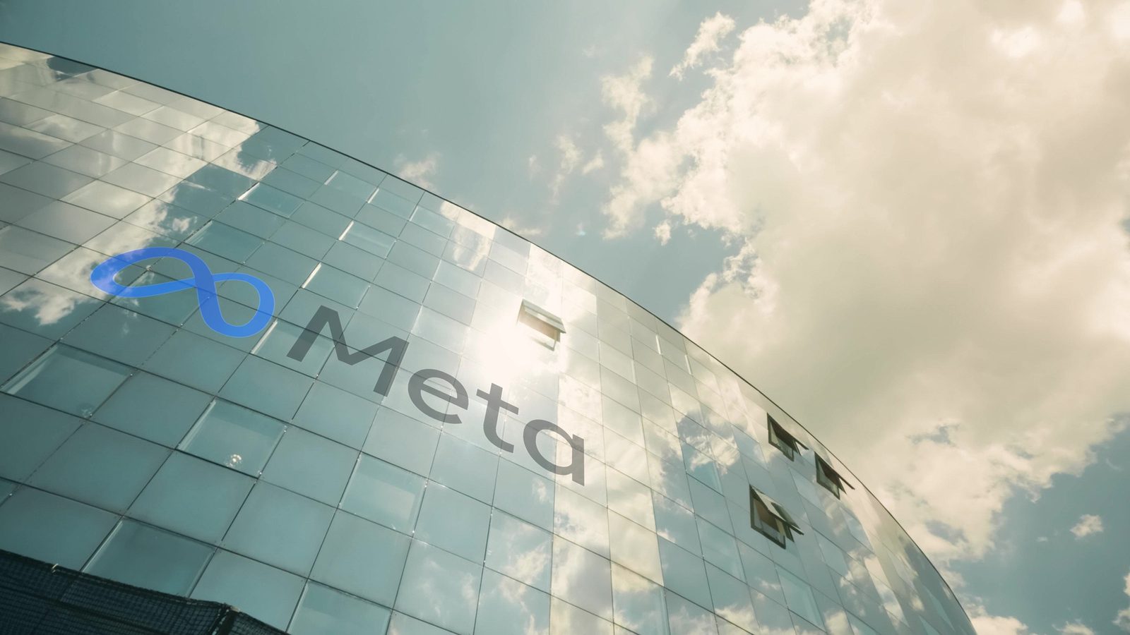 Meta chystá nové smart glasses. Značku Ray-Ban možná opustí