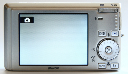 Nikon Coolpix S500: malý, ale výkonný