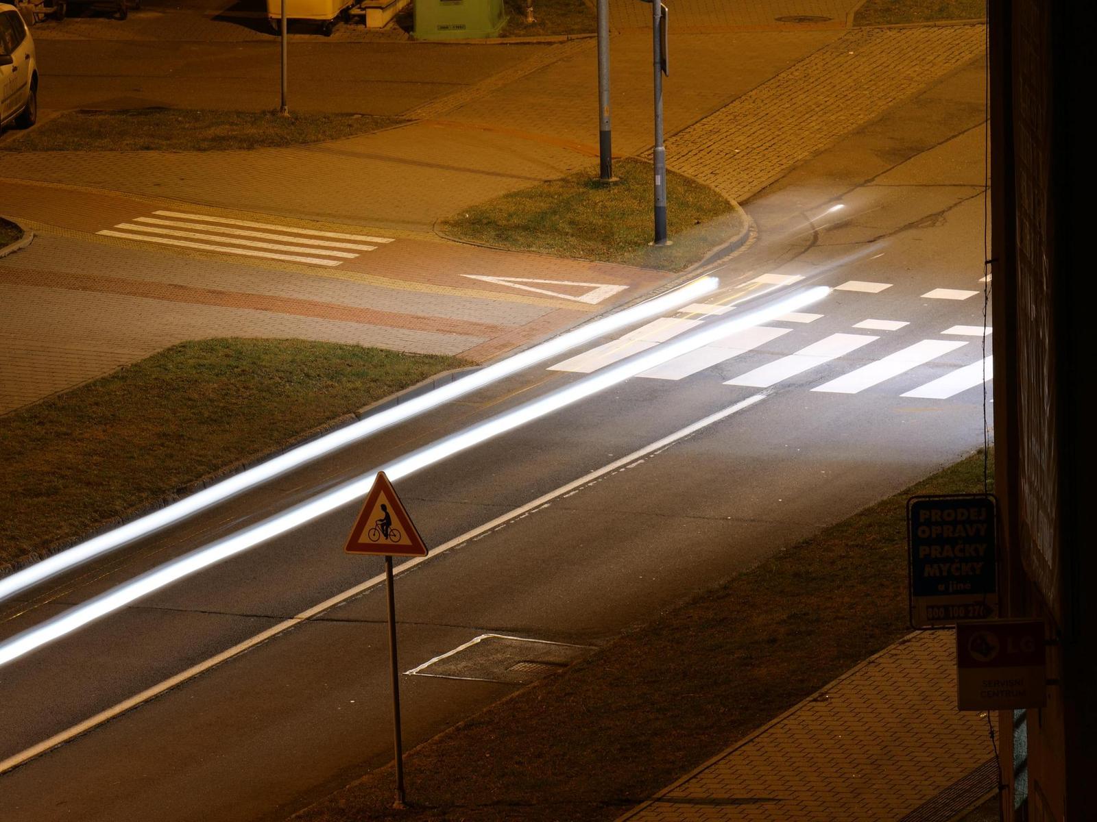 Panasonic Leica DG Elmarit 200mm / F2.8 / Power O.I.S.