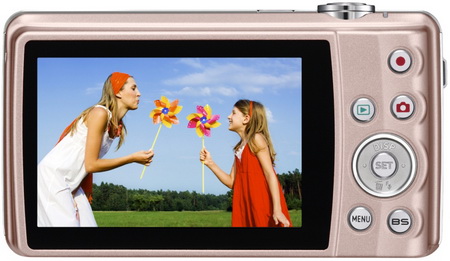 Malé Casio EXILIM EX-Z280 s 26mm ohniskem