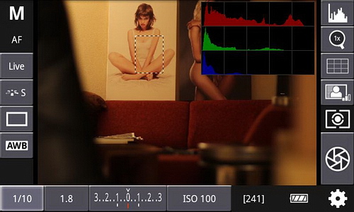 Smartphone a USB kabel: budoucnost ovládání DSLR?