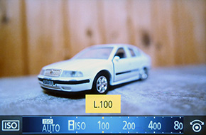 Panasonic Lumix LX100: pozoruhodný profi kompakt