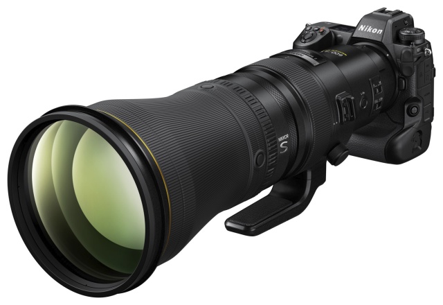 Nikkor Z 600mm f/4 TC VR S disponuje 1,4× telekonvertorem