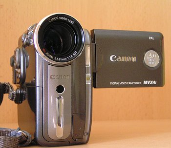 Canon MVX4i umí všechno