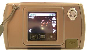 BenQ DC E40: Švihák s dotykovým displejem