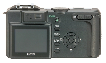 Ricoh Caplio GX: Černý jezdec na rychlém koni