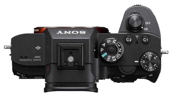 Sony A7R III přináší vyšší výdrž, USB-C i 2 SDXC sloty