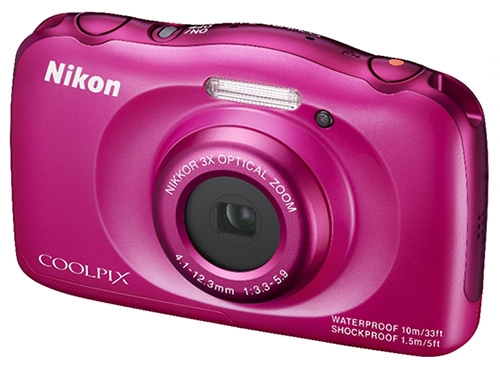 Levný outdoorový kompakt Nikon Coolpix S33