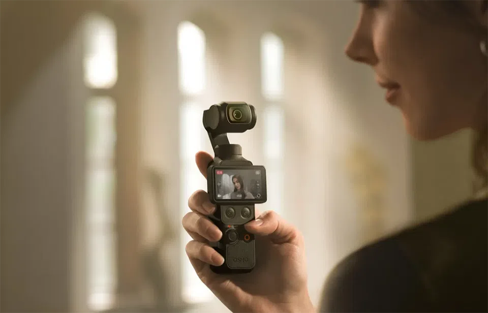 DJI Osmo Pocket 4