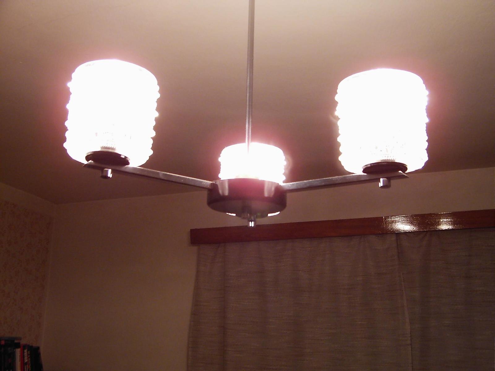 Pentagram Photon 484: Svérázný 4 Mpix ultrazoom