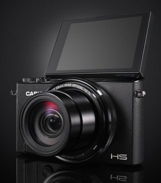 Casio Exilim EX-100, F2.8 ultrazoom zatím jen pro Japonsko