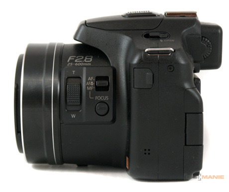 Panasonic Lumix FZ200: ultrazoomové překvapení roku