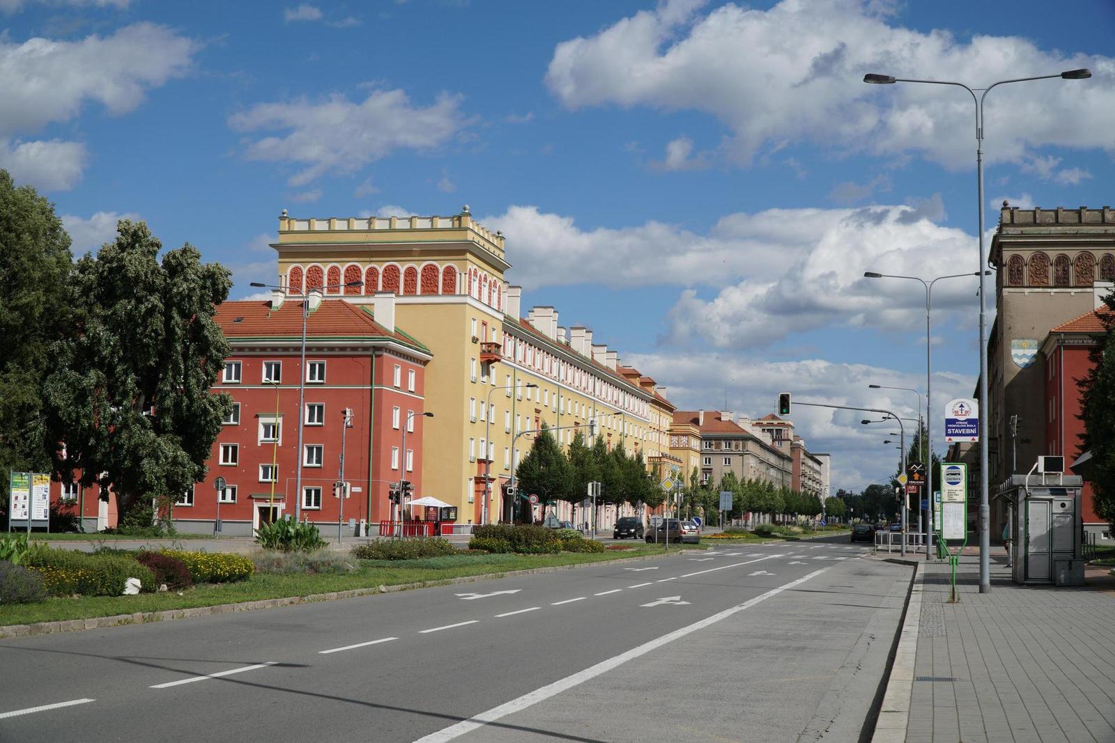 Sony E PZ 18-105mm F4 G OSS (SELP18105G)