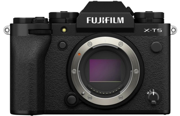 Fujifilm X-T5 se 40MPx čipem zvládne až 160MPx fotky