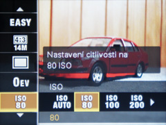 Sony Cyber-shot W350: šikovný prcek