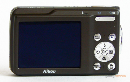 Nikon Coolpix S210: solidní drobek