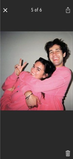 Dispo: aplikace simulující jednorázové fotoaparáty vám ukáže fotky až v 9:00