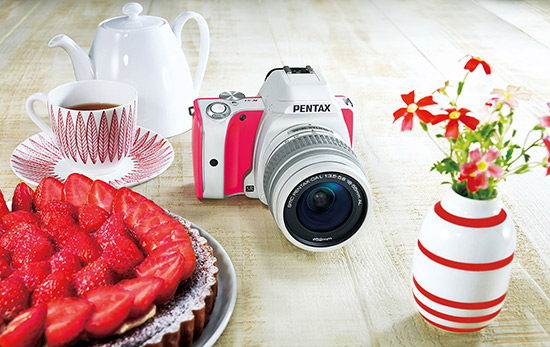 Ricoh uvedl barevné zrcadlovky Pentax K-S1 Sweets Collection