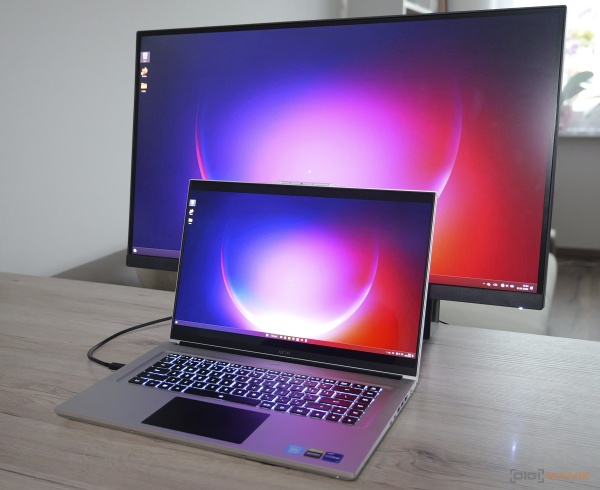 Gigabyte Aero 16 XE5: s panelem AMOLED nejen na práci