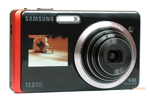 Samsung ST550: jedno LCD nestačí