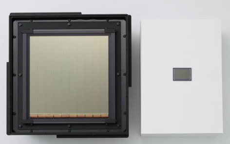 Canon: největší CMOS snímač na světě hledí do vesmíru