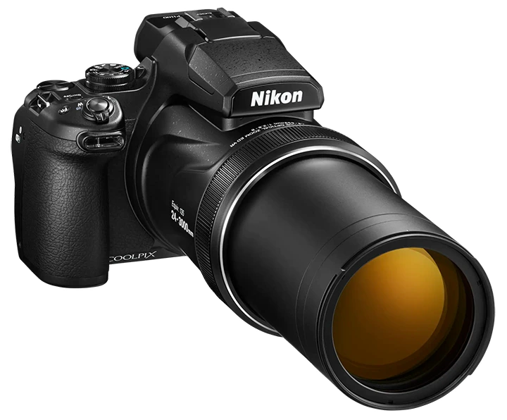 Nikon uvedl 125× ultrazoom Coolpix P1100, nabídne přepočtených 3000 mm