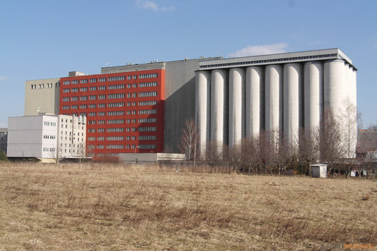 Samsung 18-200mm F3.5-6.3 ED OIS